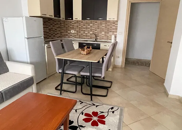 Tirana - Astiri Kashari